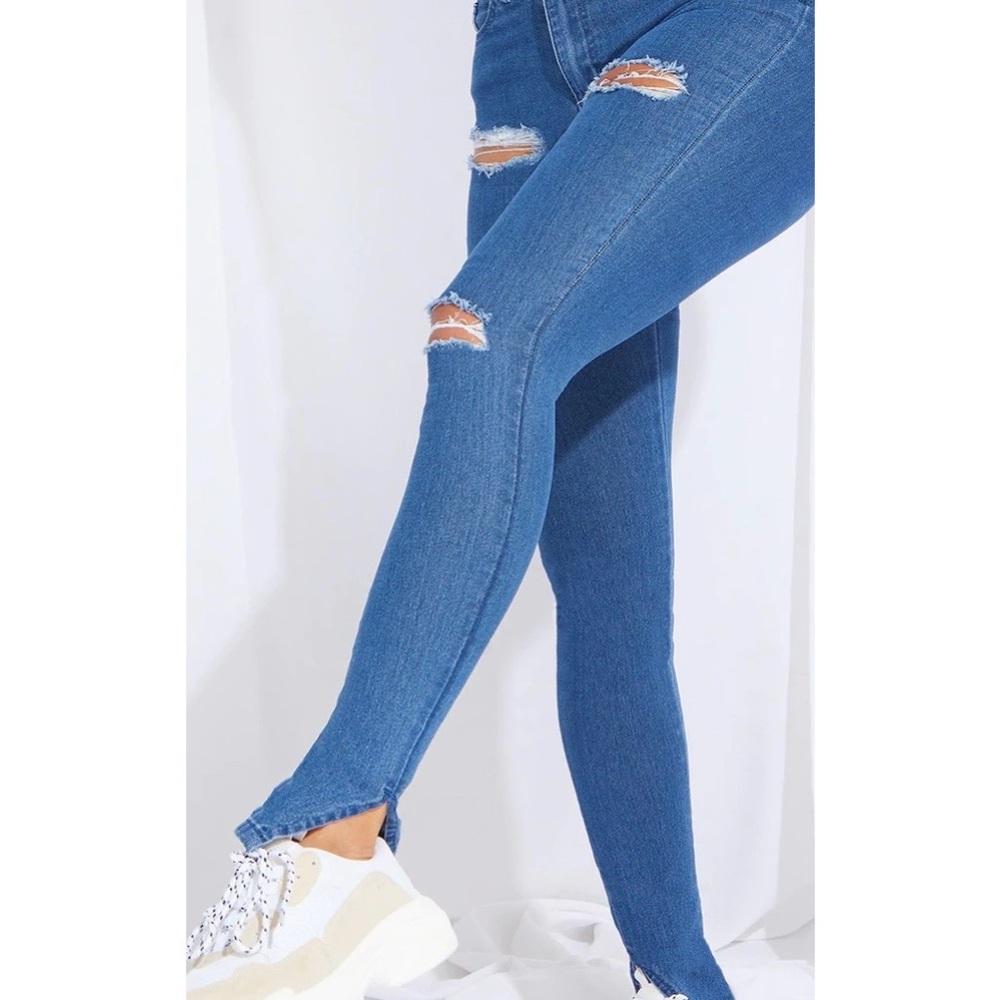 USED Shape Mid Blue Wash Distressed Stretch Split Hem Skinny Jean
